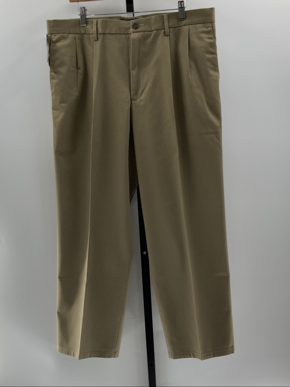 Dockers Men's Khaki Chinos - Olive/Tan